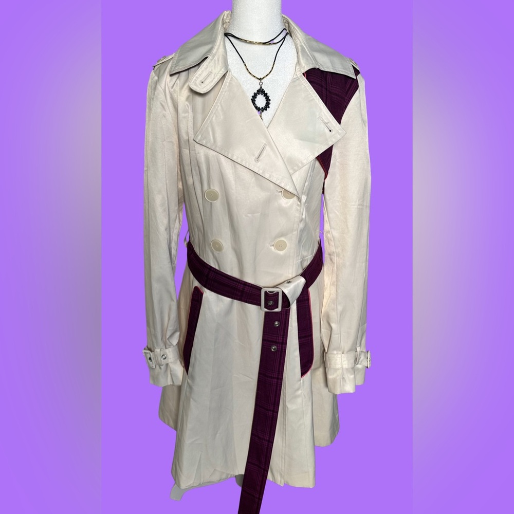 Green With Envy Stylish Cream and Burgundy Trench Coat with Reversible Belt - Picture 2 of 10